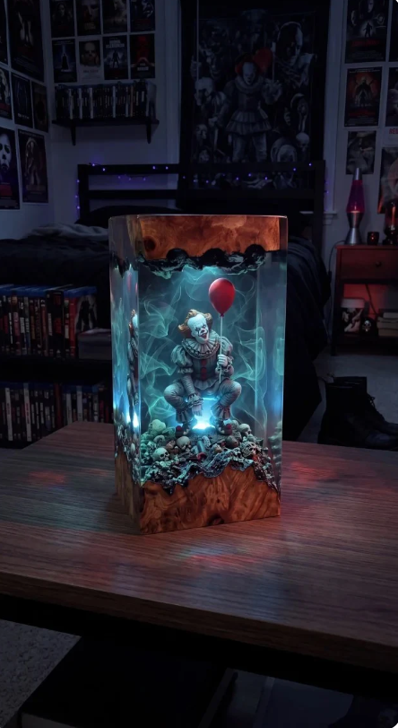 Horror Resin Lamp 👻